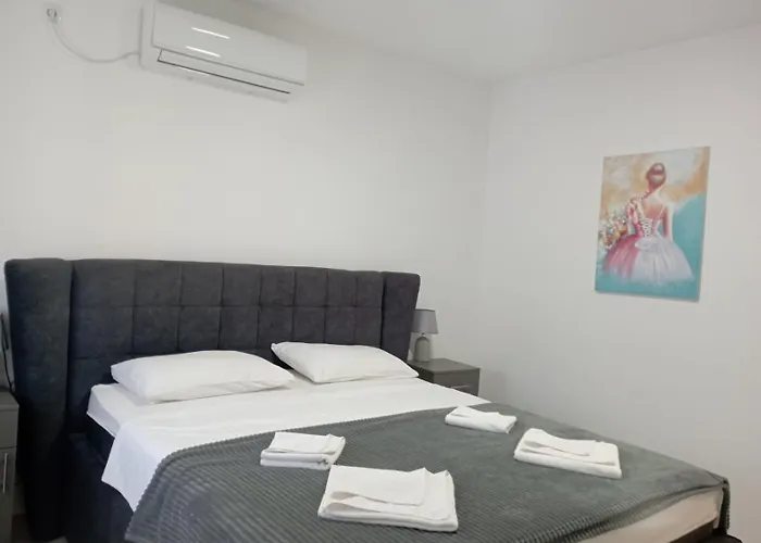 Marija * 维尔蒂尼克